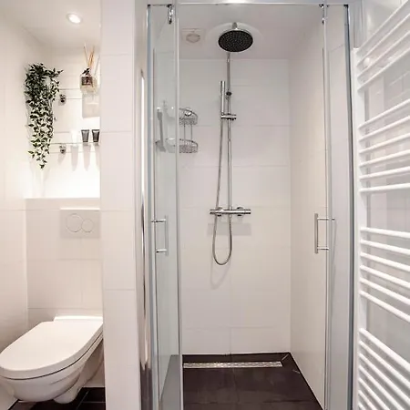 Happy Days - Luxurious - Free Parking On Own