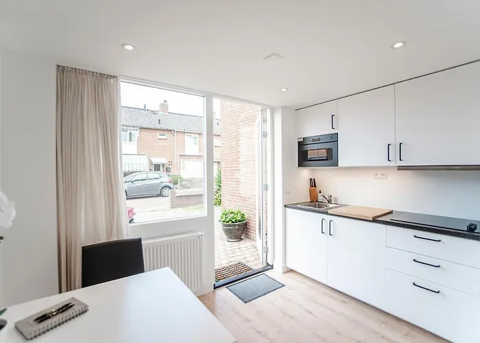 Happy Days - Luxurious - Free Parking On Own *